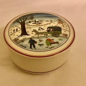 Villeroy and Boch Naïf Christmas candy box with lid